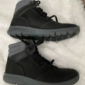Boy timberland booties , gently used